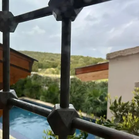 Villa Ardic